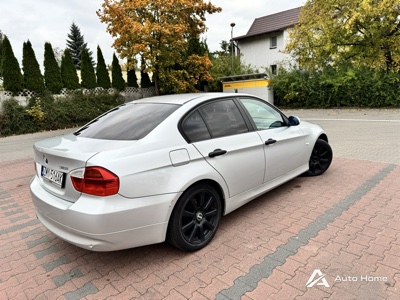 BMW 3 Series 2005