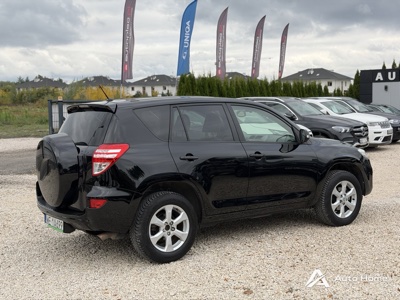 Toyota RAV4 2011