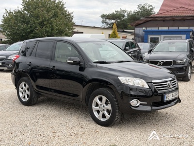 Toyota RAV4 2011