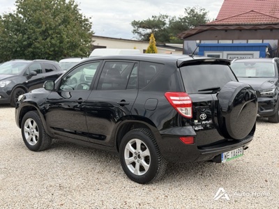 Toyota RAV4 2011