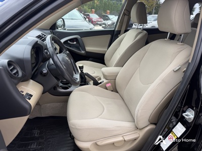Toyota RAV4 2011