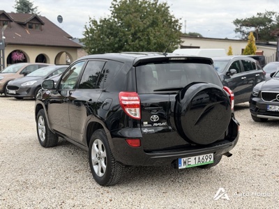 Toyota RAV4 2011