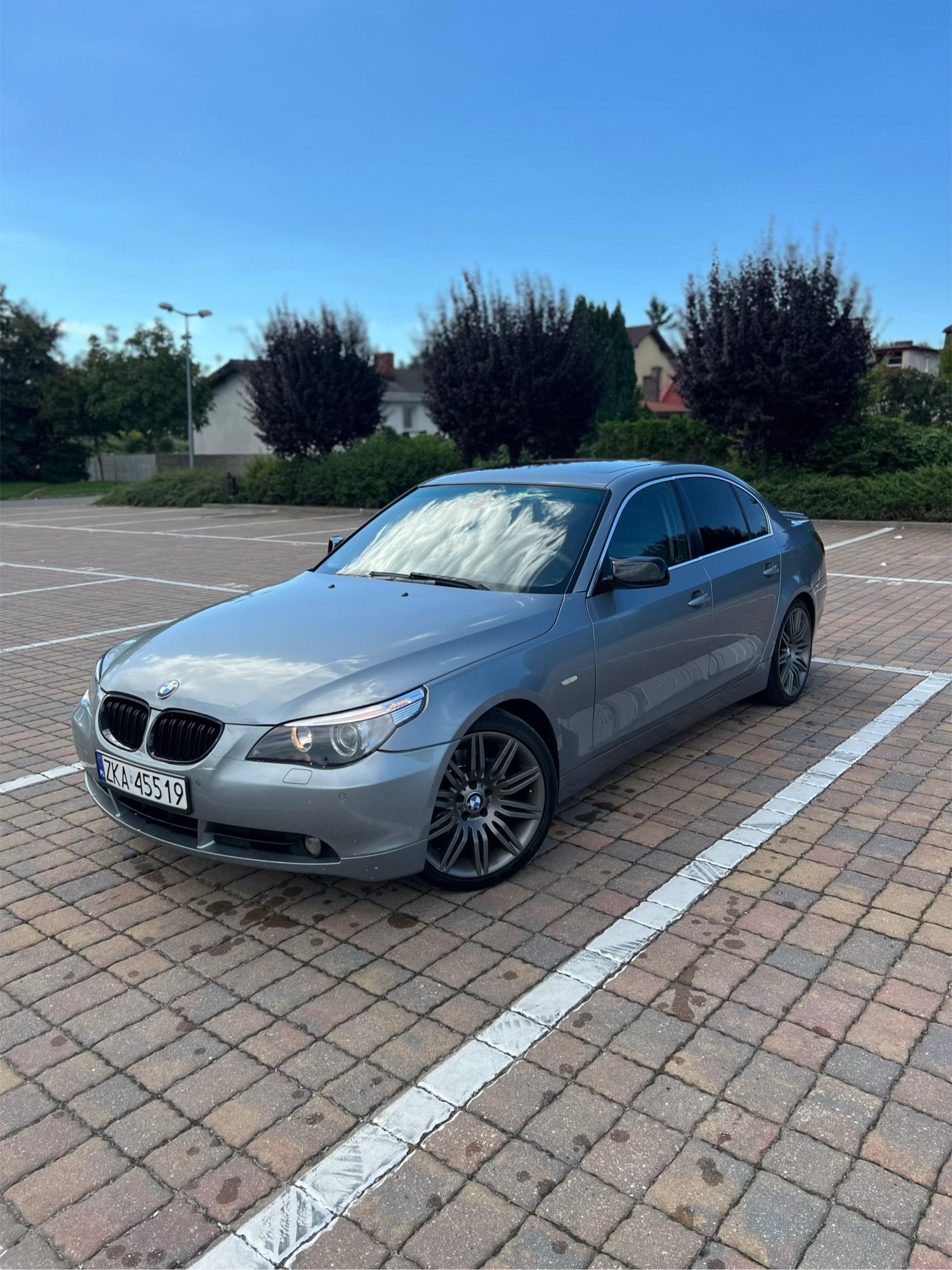 BMW 5 Series 2004