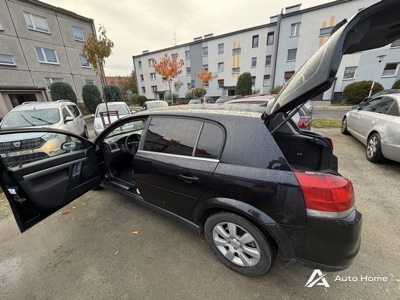 Opel Signum 2003